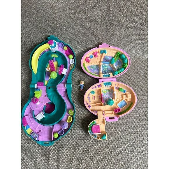 Vtg Polly Pocket 90s Shetland Pony Stable & Splash Slide Water Park 1 Figure - Picture 1 of 14